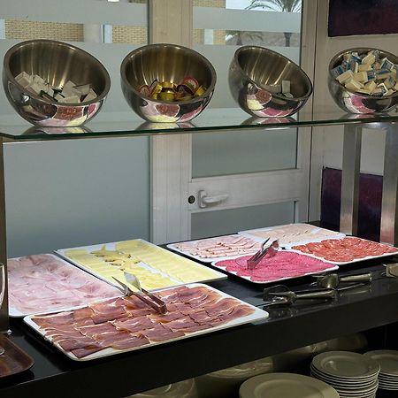 Hotel Guadalquivir ซันลูการ์เดบาร์ราเมดา ภายนอก รูปภาพ