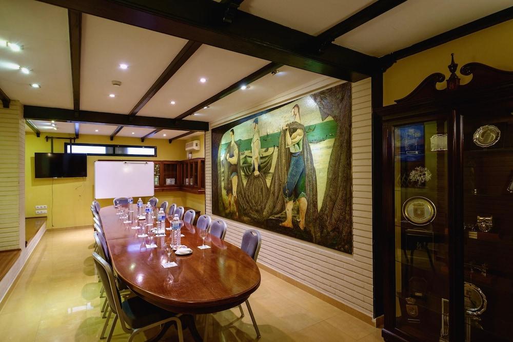 Hotel Guadalquivir ซันลูการ์เดบาร์ราเมดา ภายนอก รูปภาพ